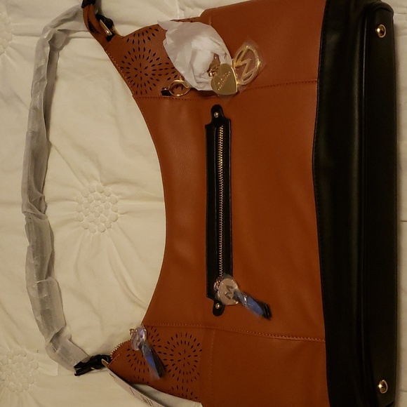 MKF Collection - Picture 2 of 6